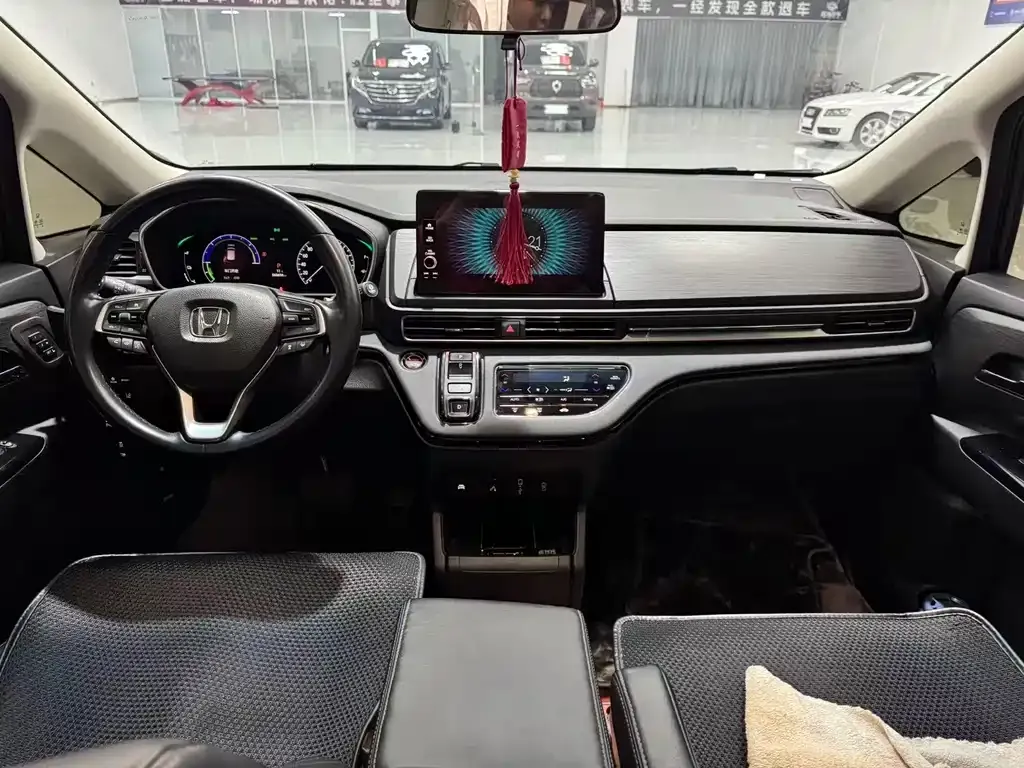 Honda Elysion 2022 из CN, фото 4