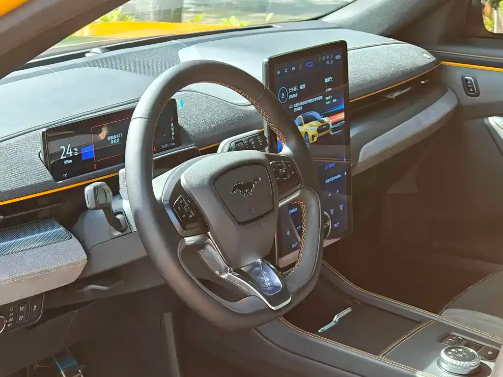 Ford Mustang Mach-E 2024 из CN, фото 7