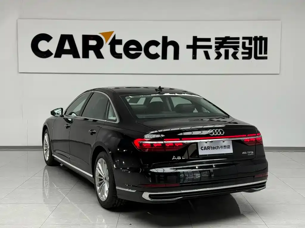 Audi A8 2025 из CN, фото 5