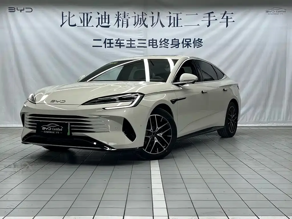 BYD Seal 07 DM-i — фото 1