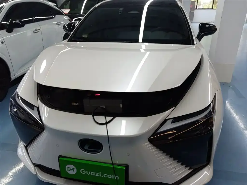 Lexus RZ 2023 из CN, фото 3