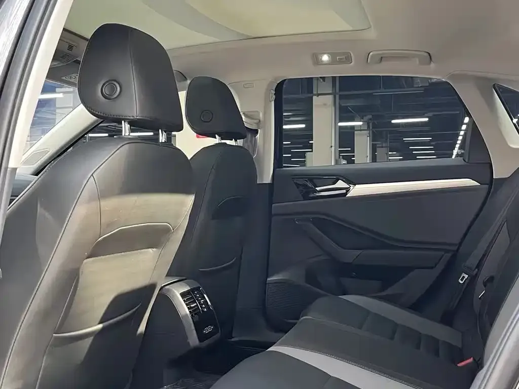 Volkswagen Sagitar 2021 из CN, фото 4