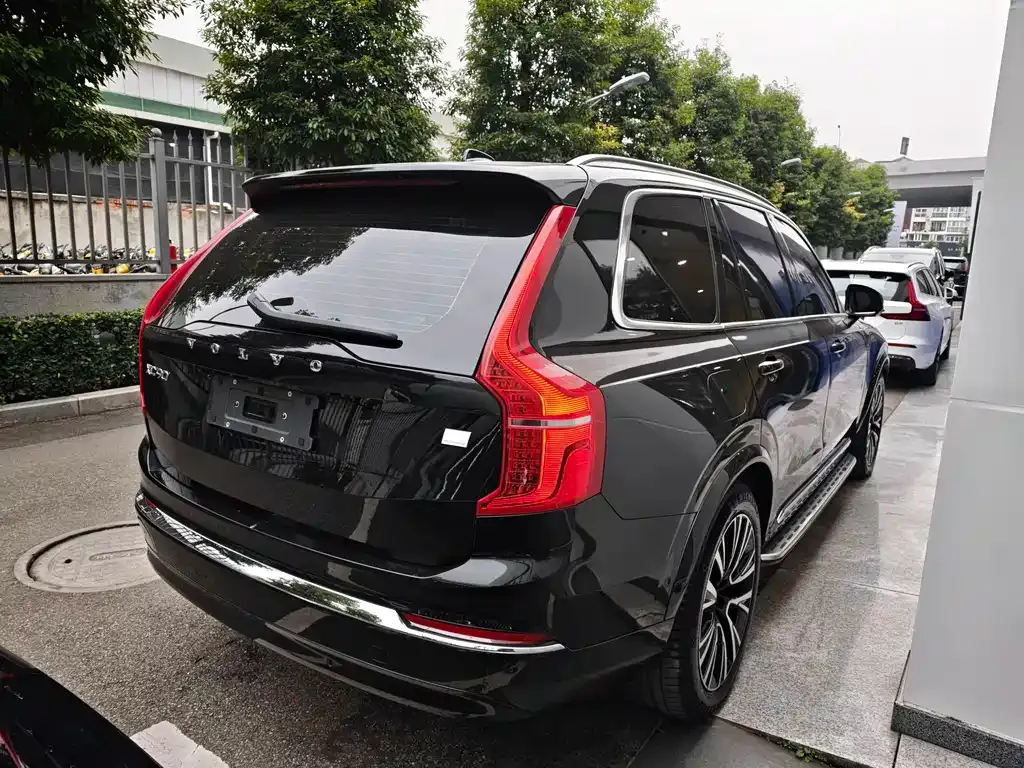 Volvo XC90 PHEV — фото 4