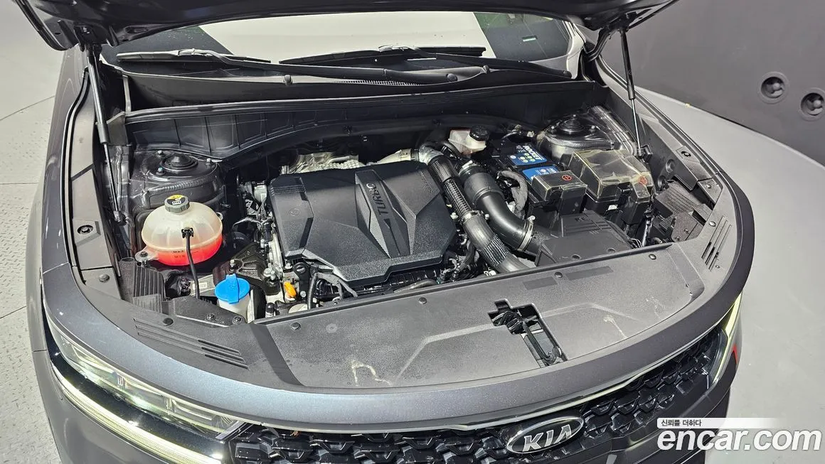 Kia Sorento — фото 6