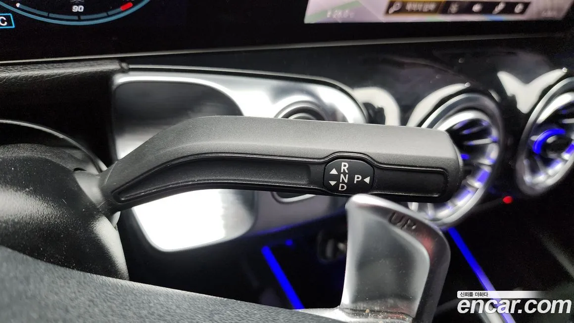 Mercedes-Benz GLB-Class 2023 из KR, фото 9