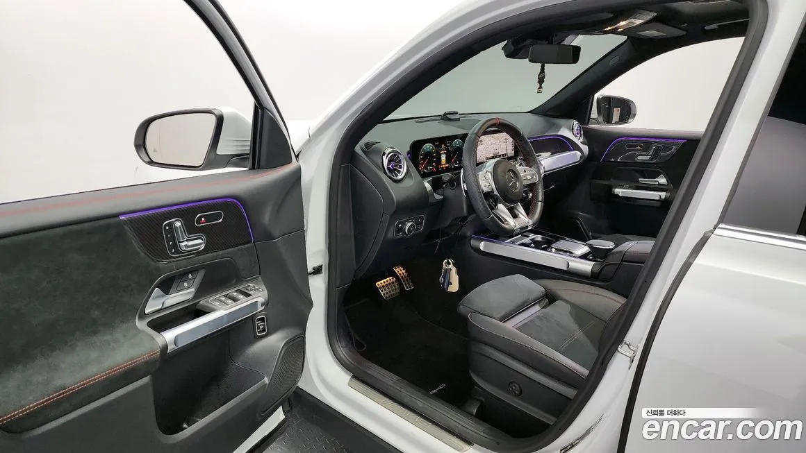 Mercedes-Benz GLB-Class — фото 10