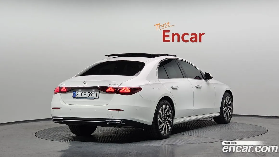 Mercedes-Benz E-Class 2025 из KR, фото 2