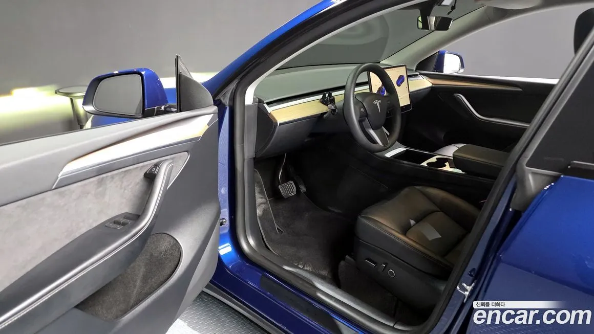 Tesla Model Y 2023 из KR, фото 10