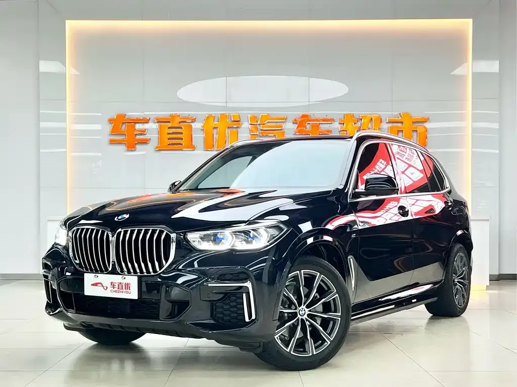 BMW X5 — фото 1