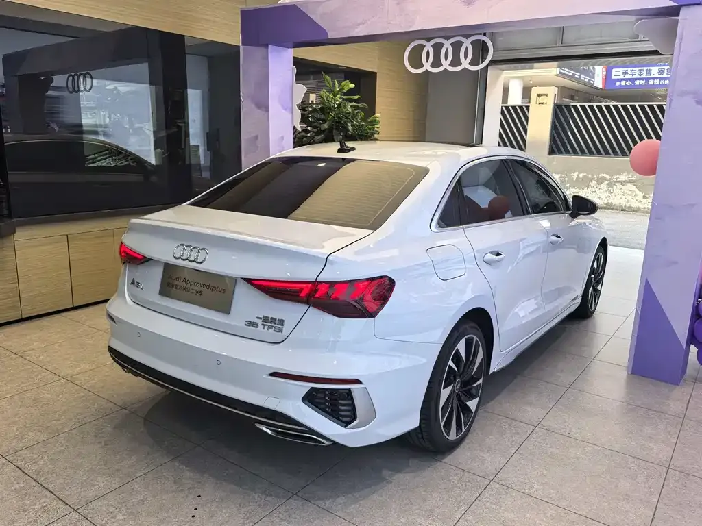 Audi A3 2024 из CN, фото 6