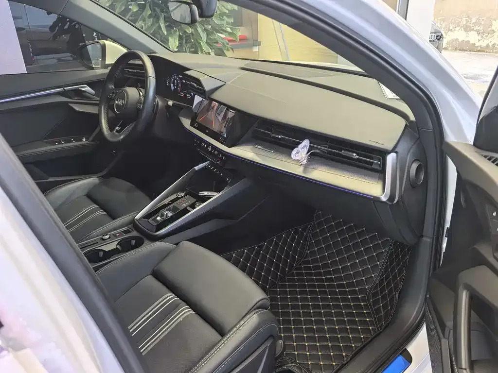 Audi A3 2024 из CN, фото 7