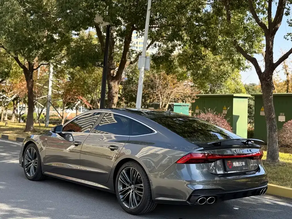 Audi A7 — фото 4