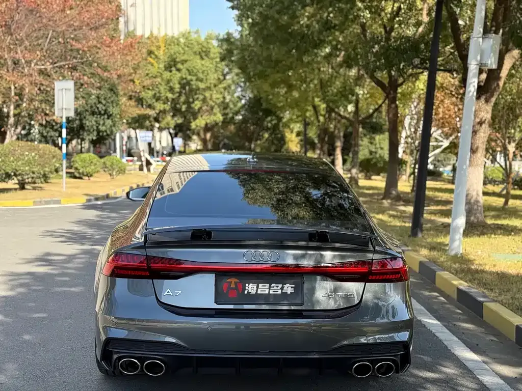 Audi A7 — фото 5
