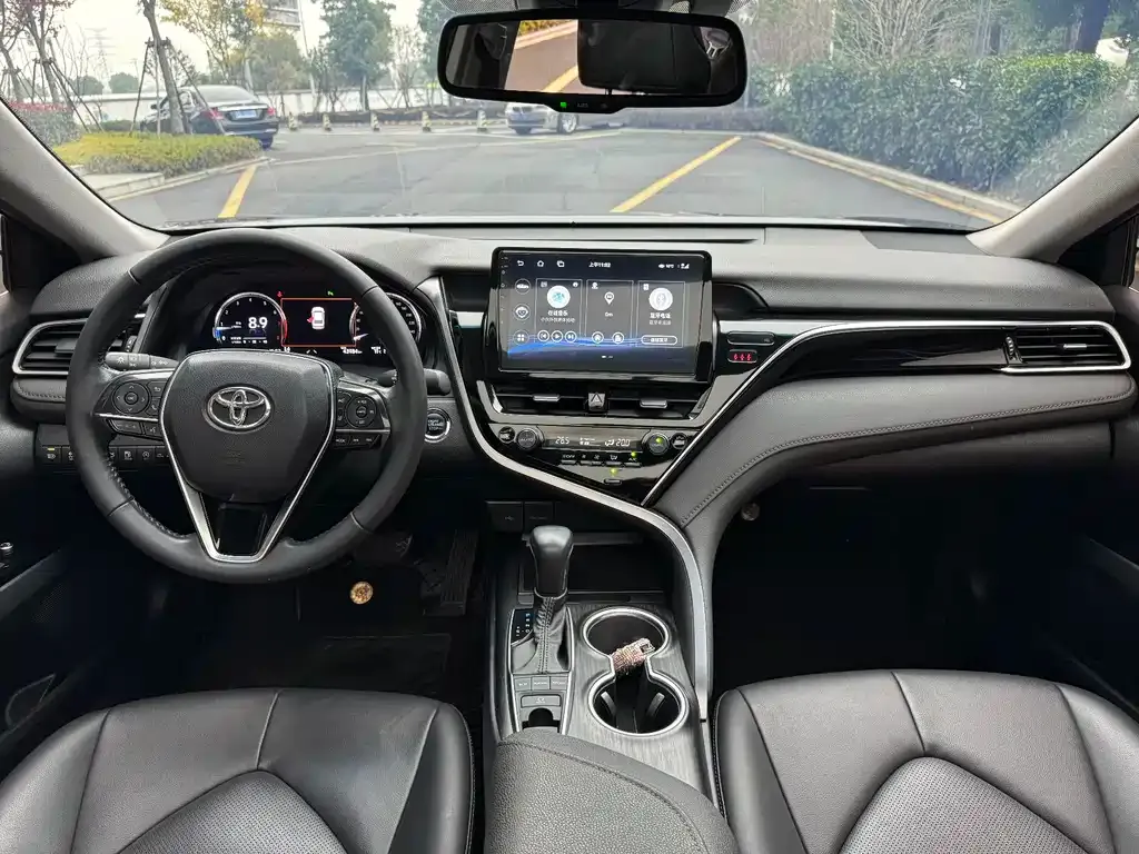 Toyota Camry 2022 из CN, фото 10