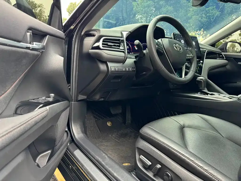 Toyota Camry 2022 из CN, фото 6