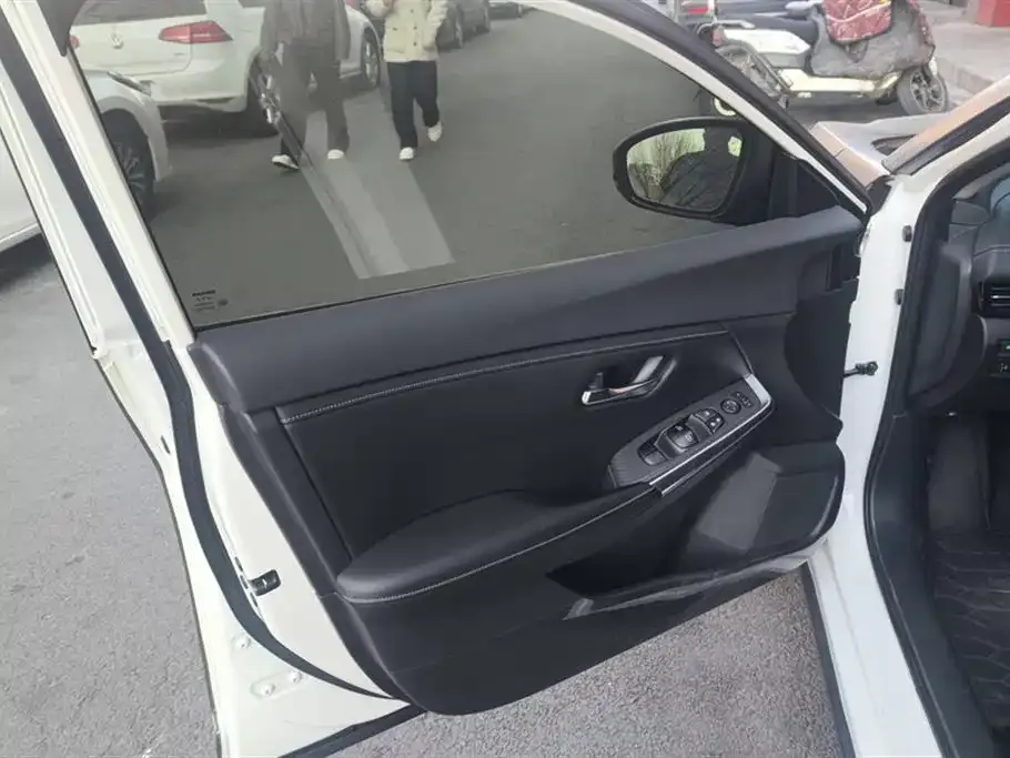 Nissan Sylphy 2021 из CN, фото 7