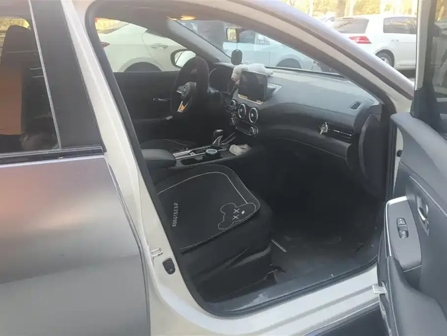 Nissan Sylphy 2021 из CN, фото 8