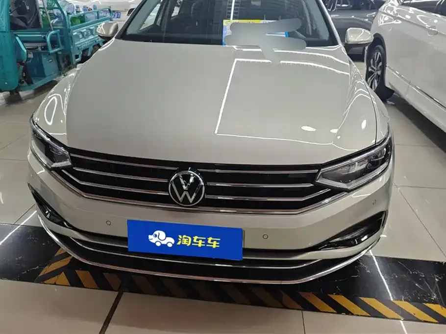 Volkswagen Magotan 2021 из CN, фото 2