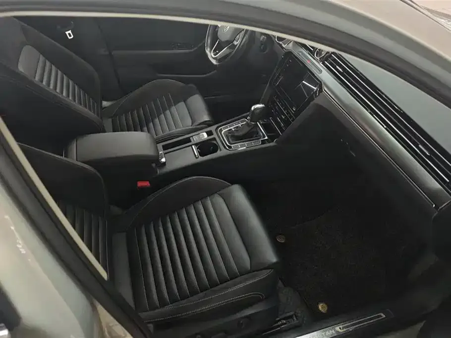 Volkswagen Magotan 2021 из CN, фото 8