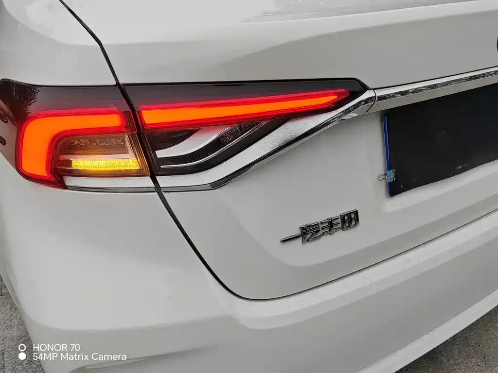 Toyota Corolla 2023 из CN, фото 8