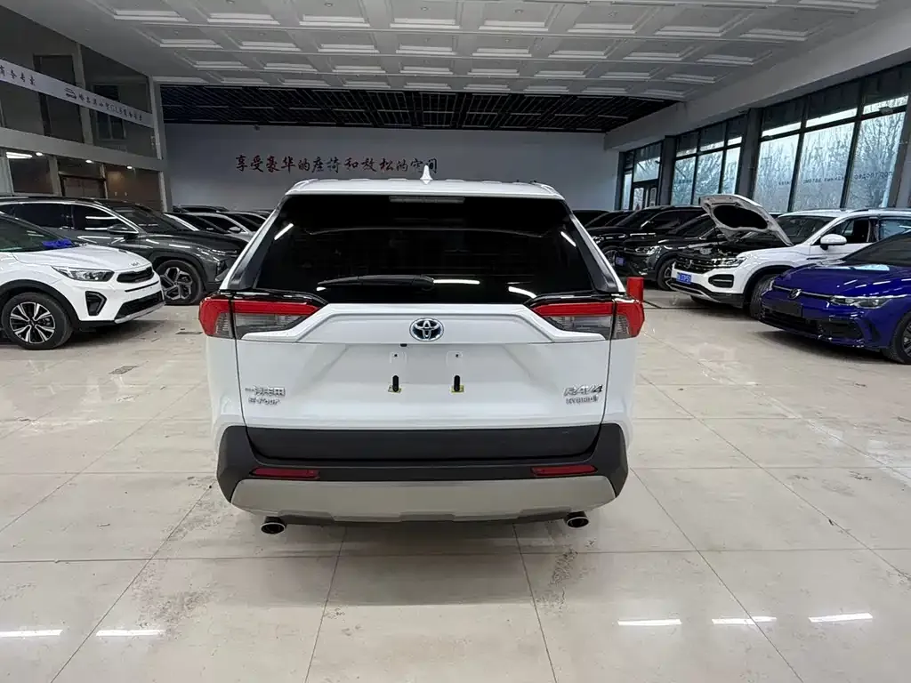 Toyota RAV4 2021 из CN, фото 4