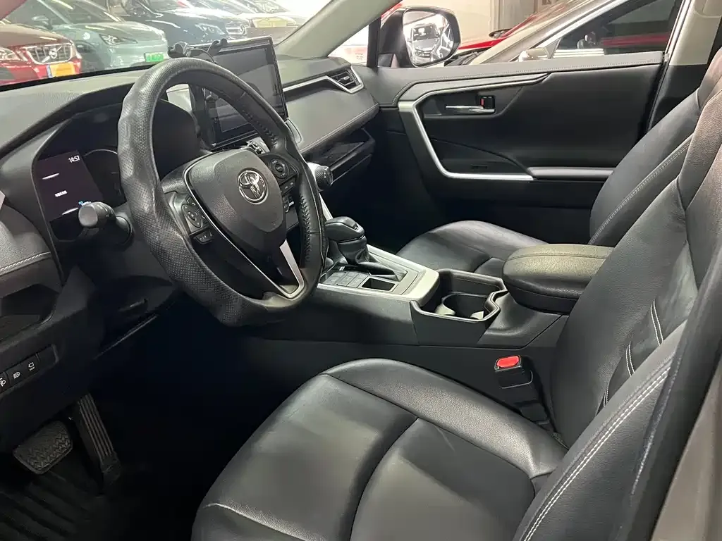 Toyota RAV4 2022 из CN, фото 7