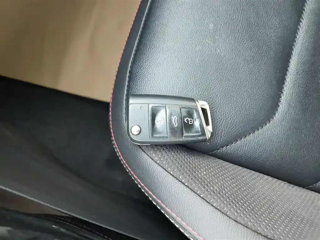 Volkswagen Tayron 2021 из CN, фото 9