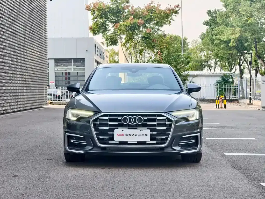 Audi A6L 2024 из CN, фото 2
