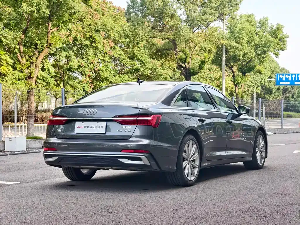 Audi A6L 2024 из CN, фото 5