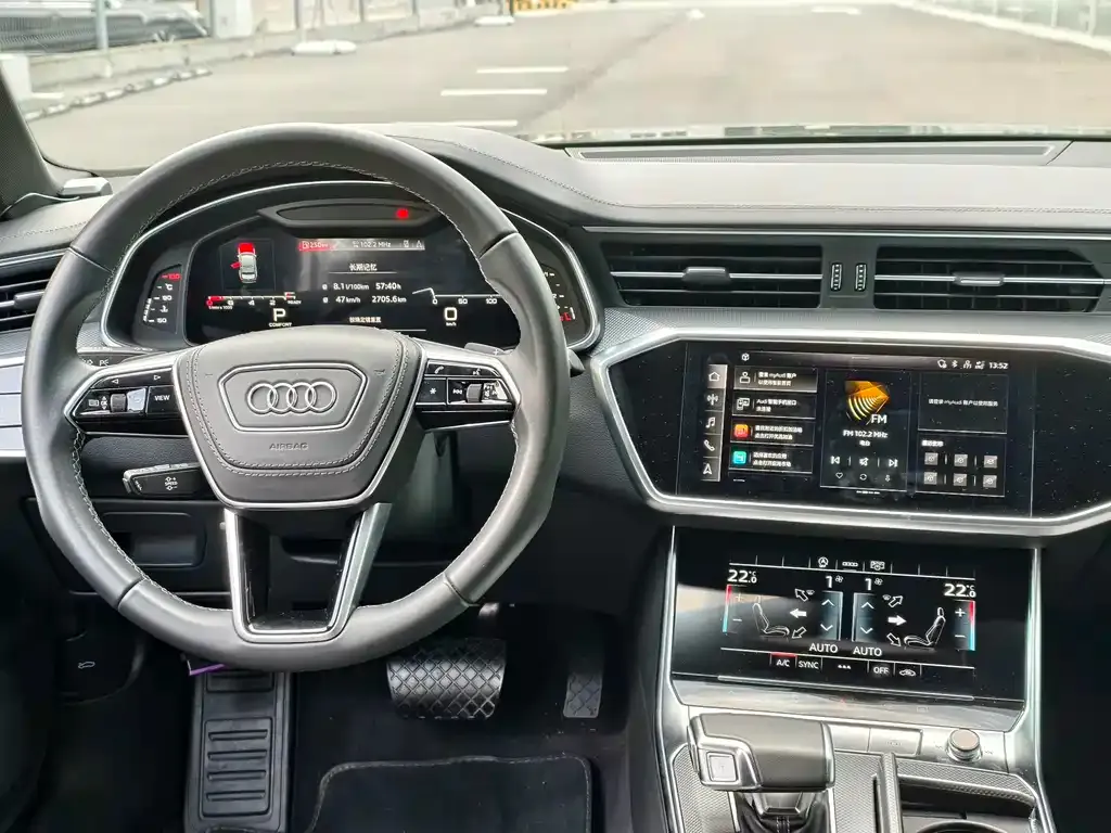 Audi A6L 2024 из CN, фото 8