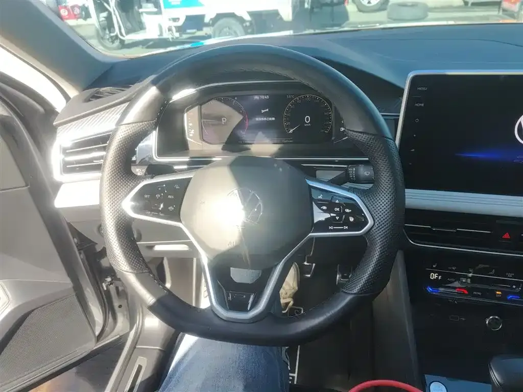 Volkswagen Tiguan L 2021 из CN, фото 3