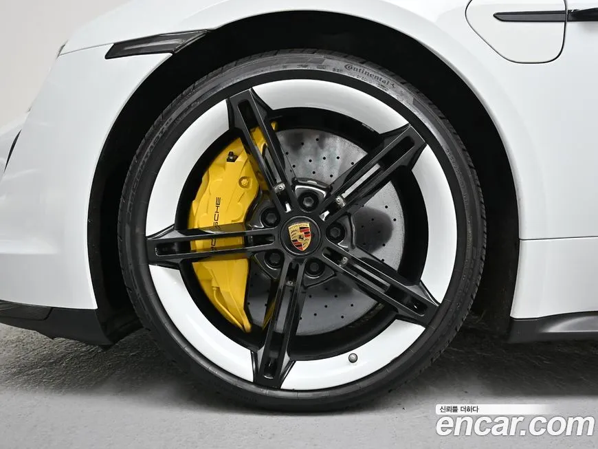 Porsche Taycan 2021 из KR, фото 6