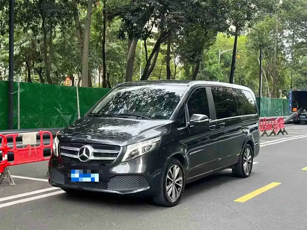 Mercedes-Benz V-Class
