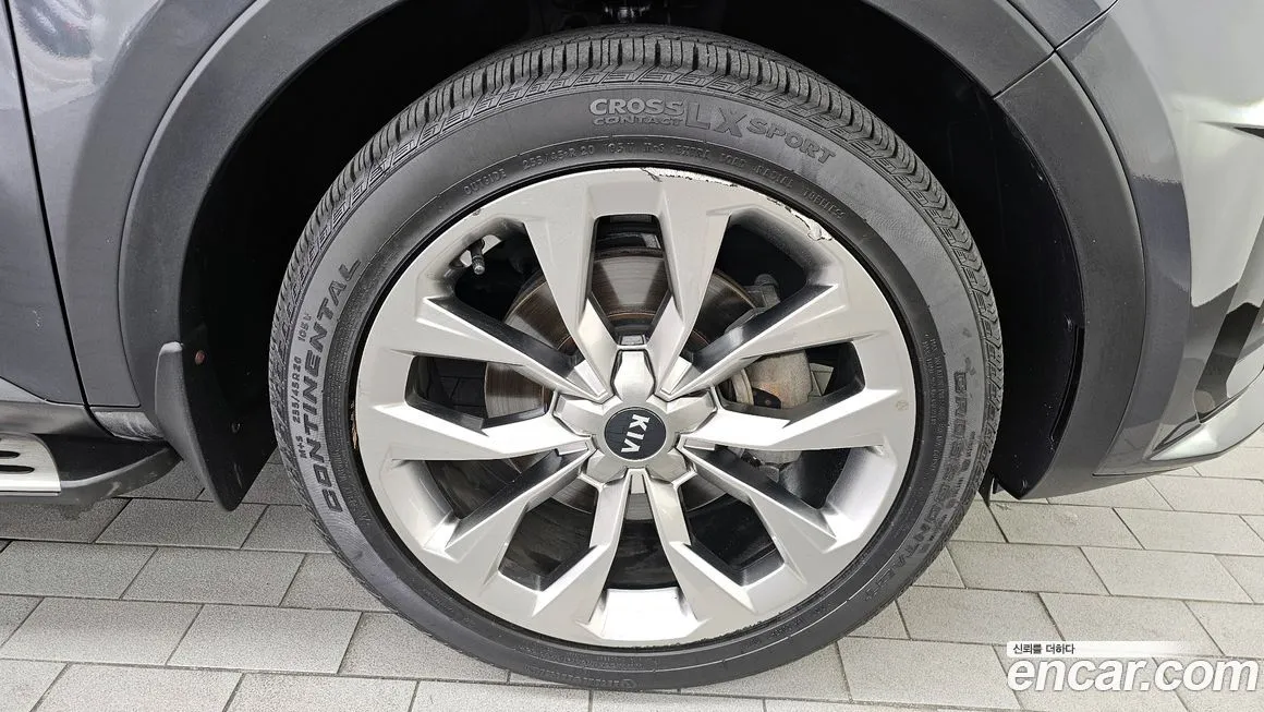 Kia Sorento — фото 5