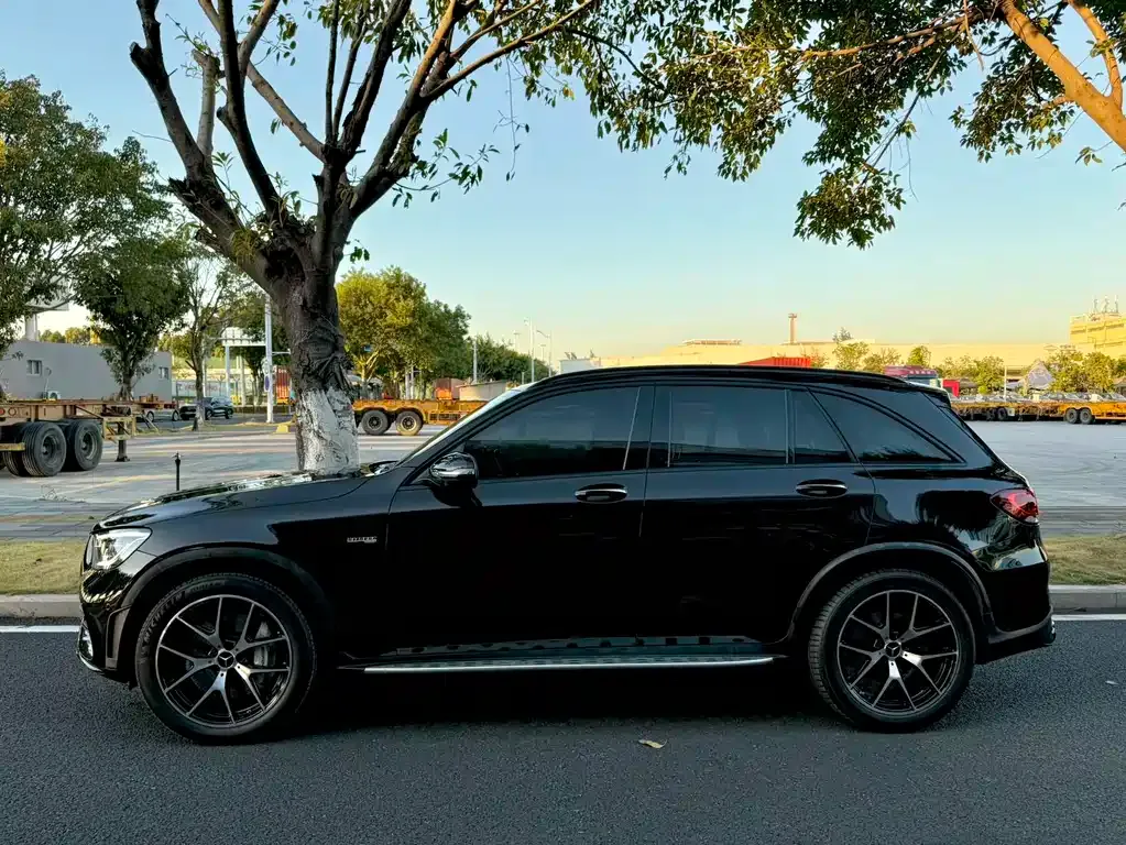 Mercedes-Benz GLC AMG 2023 из CN, фото 3
