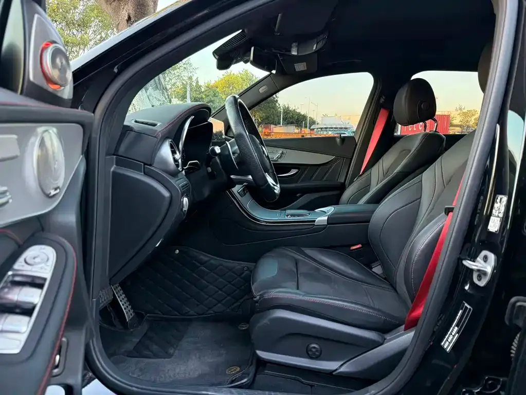 Mercedes-Benz GLC AMG 2023 из CN, фото 5