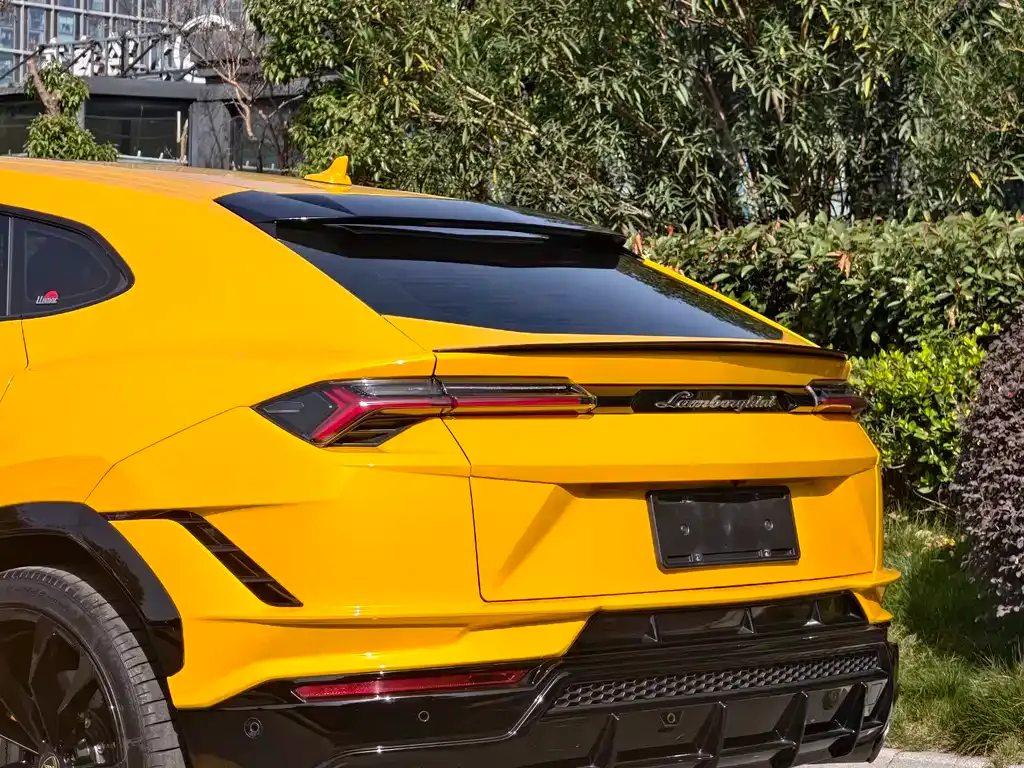 Lamborghini Urus — фото 9