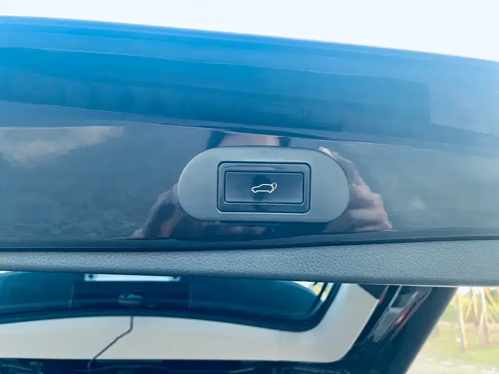 Toyota Highlander — фото 10