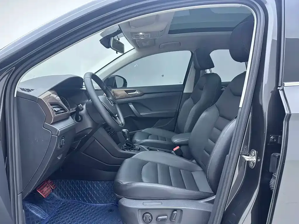 Volkswagen Tharu 2022 из CN, фото 9