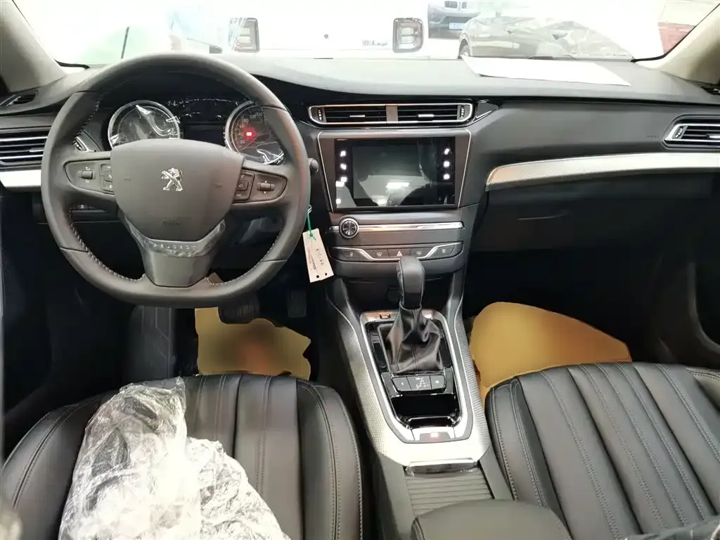 Peugeot 408 2025 из CN, фото 10