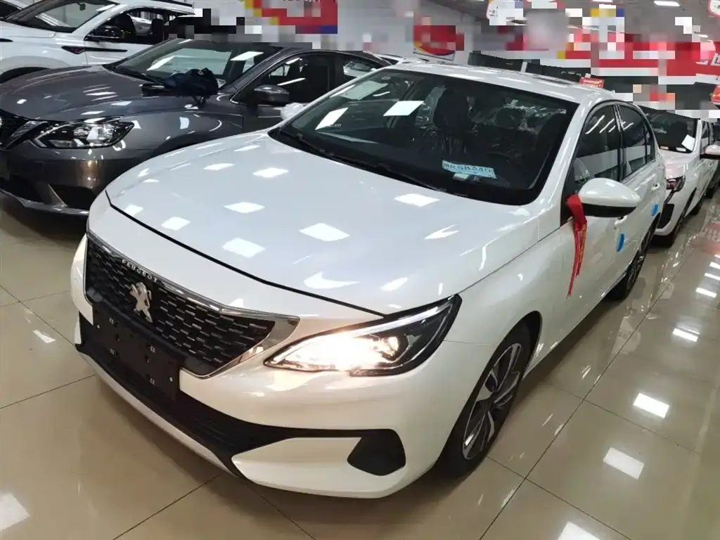 Peugeot 408 2025 из CN, фото 2