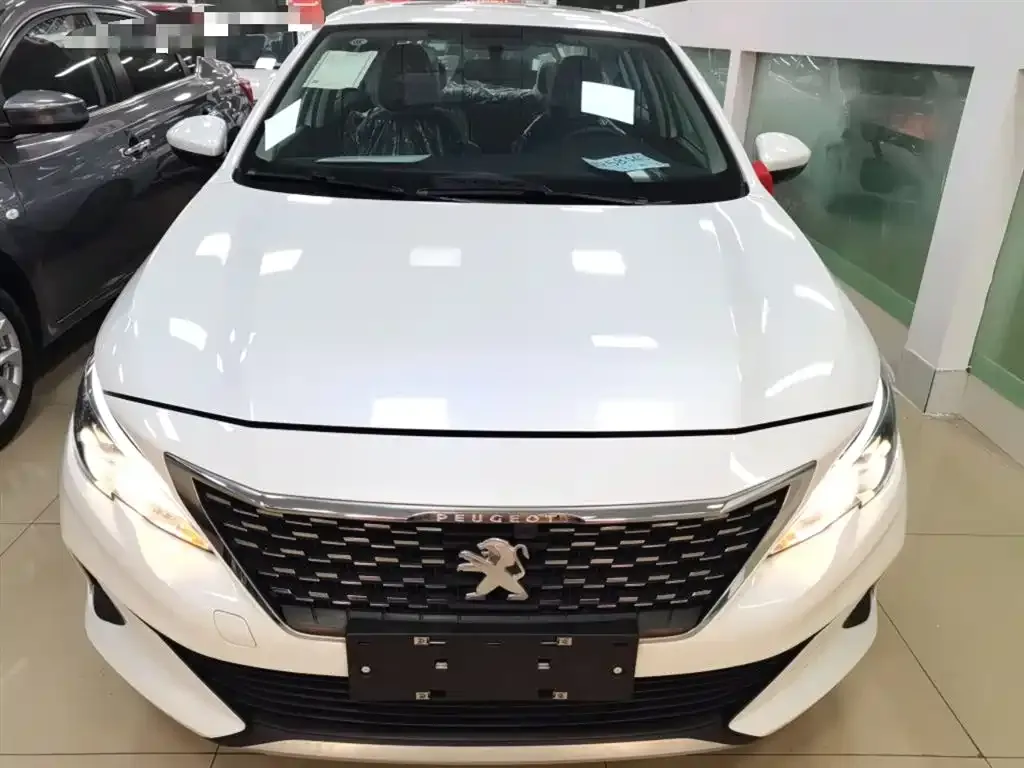Peugeot 408 2025 из CN, фото 3