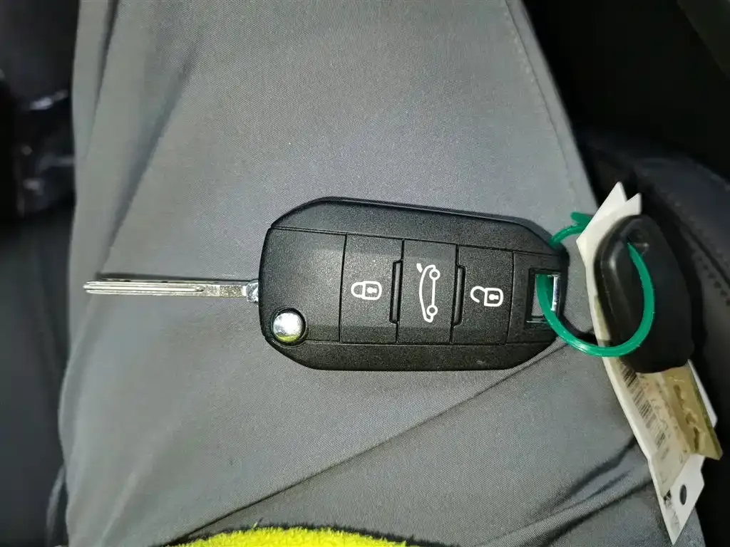 Peugeot 408 2025 из CN, фото 9
