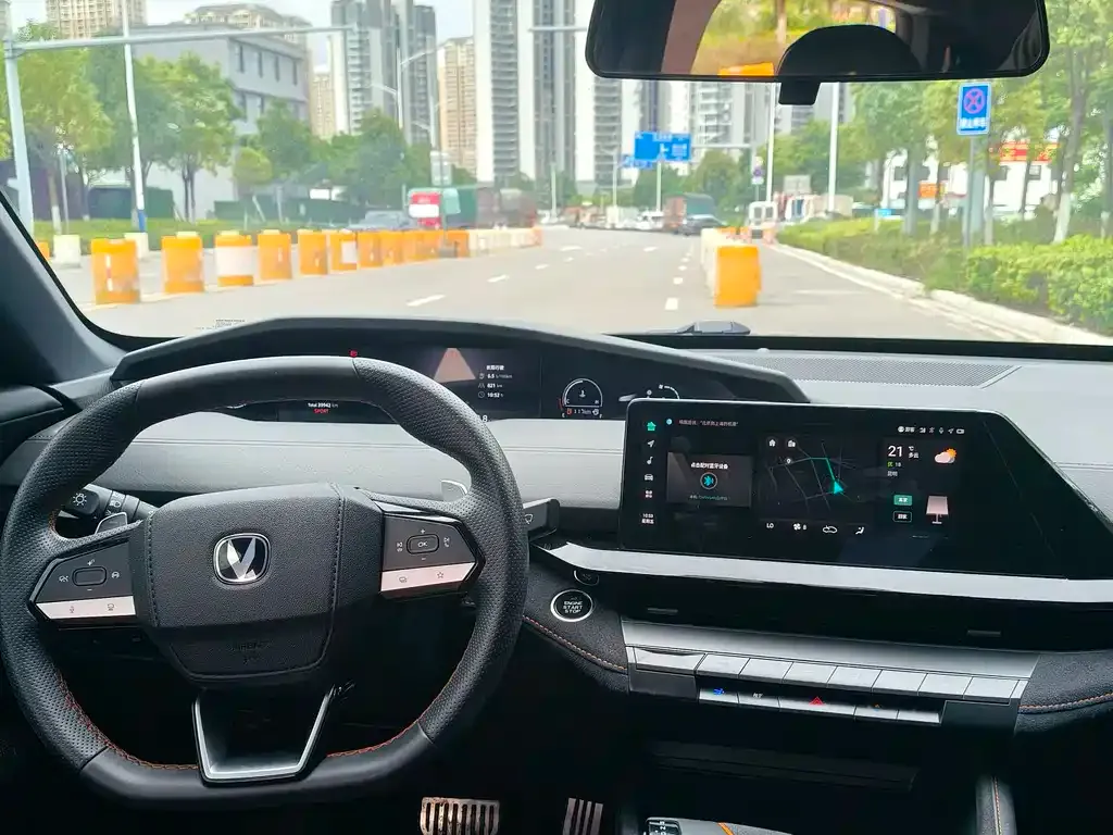 Changan UNI-V 2022 из CN, фото 4