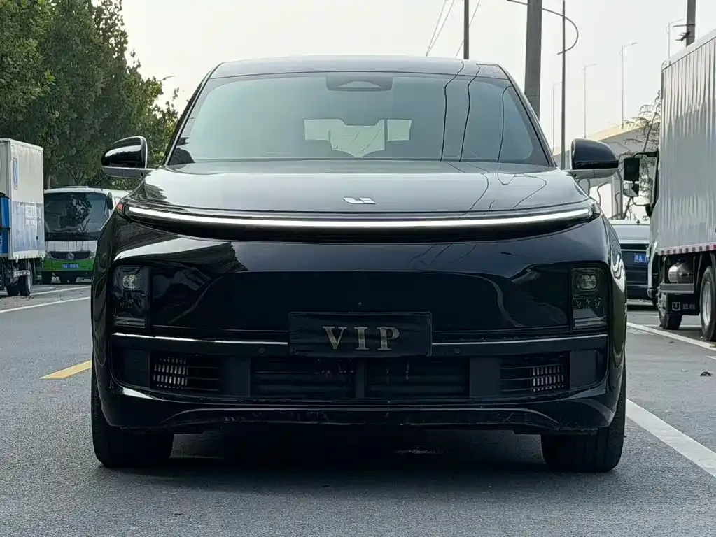 Li Auto L8 2024 из CN, фото 2