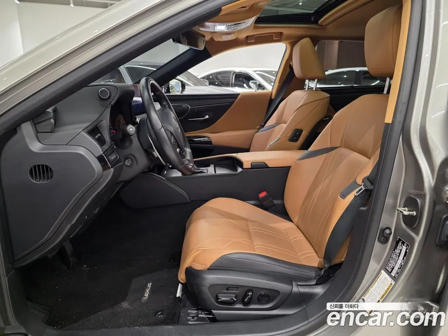 Lexus ES 2023 из KR, фото 10