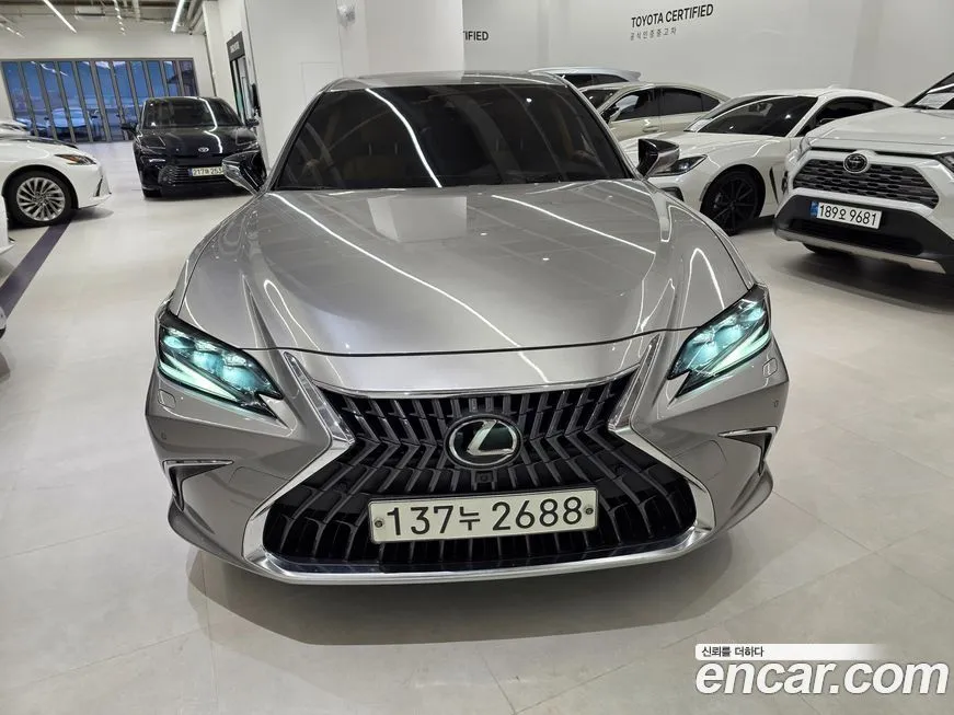 Lexus ES 2023 из KR, фото 3