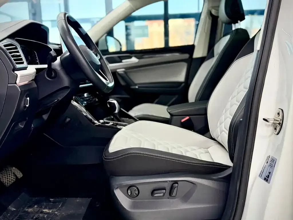 Volkswagen Tayron 2022 из CN, фото 10