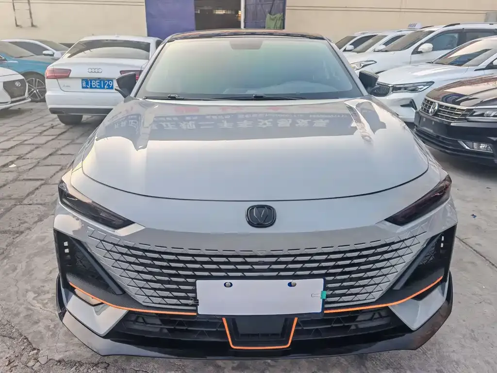 Changan UNI-V 2022 из CN, фото 2
