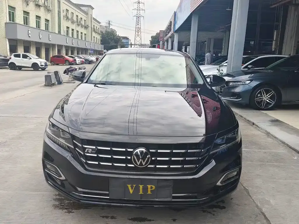 Volkswagen Passat 2021 из CN, фото 2